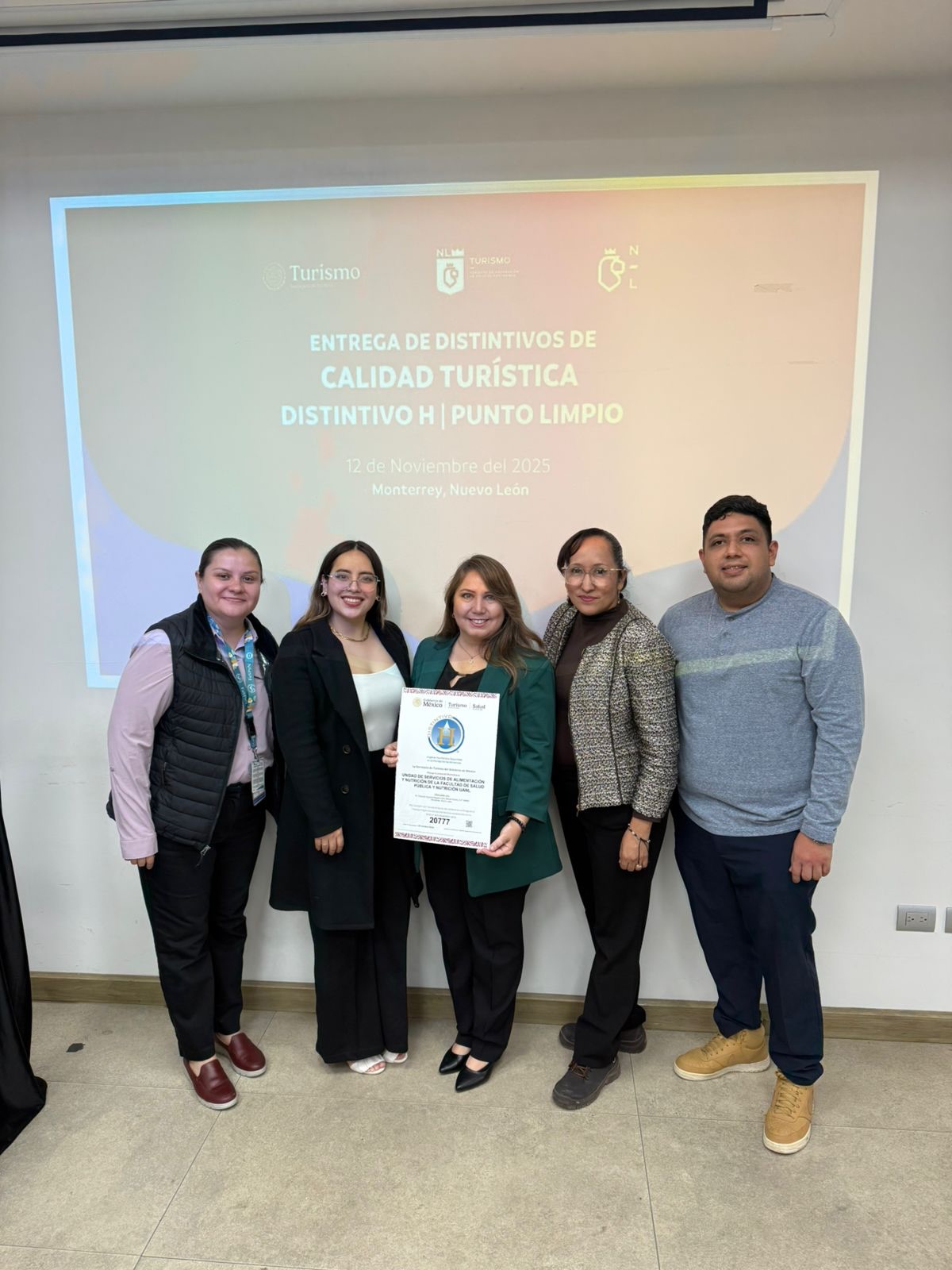 Obtiene UDESAN FaSPyN Reconocimiento del Distintivo H